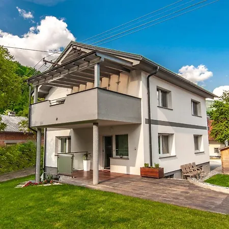 Slavka's House Under Velika Planina Apartment