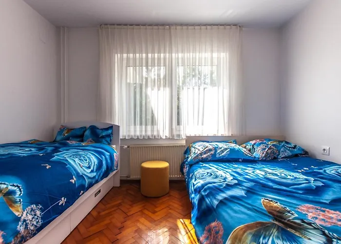 Slavka's House Under Velika Planina * オスレンドネスロヴェンスカ